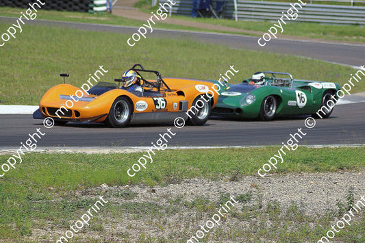 SP McLaren M1B Whale, Dodkins; Lola T70 Martin Davis DSC02226