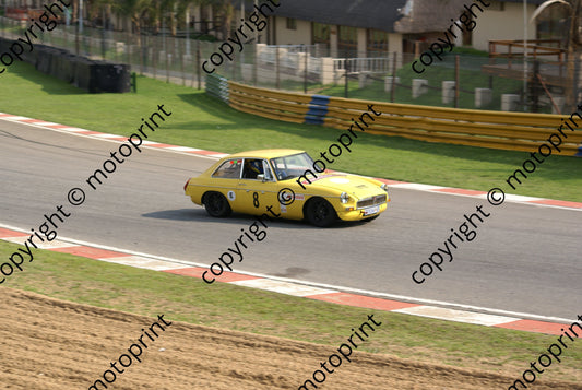 SP Pearce MGB 8 DSC03688 race