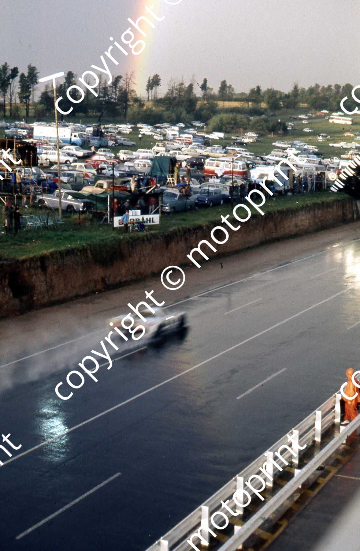 SP Porsche 917 and rainbow