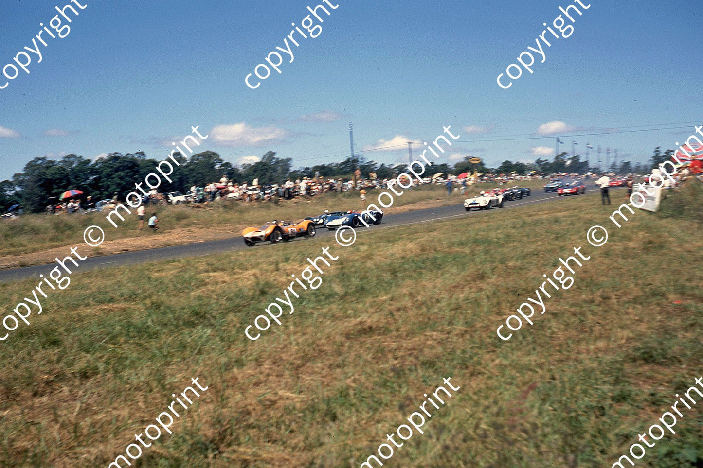SP Start of sports car race