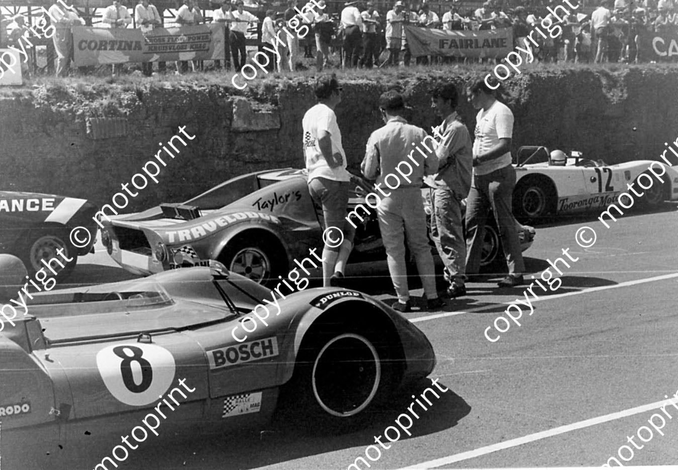 SP Taylor-Ortlepp Chevron BMW B8_ 12 Lola T210 Kauhsen Von Wendt, 8 906 Porsche Von Buuren Whitehouse Kyalami 9 hr grid 1970