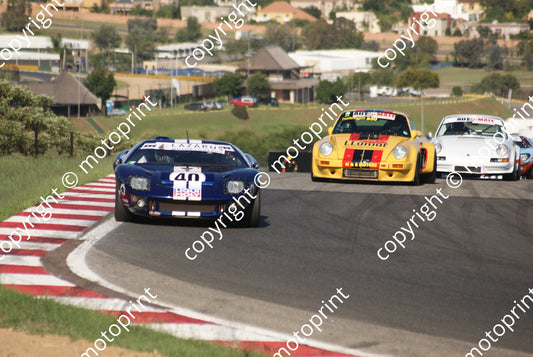 SP 40 G P Bailey GT40 930 Fourie Martins Porsche 911RSR Execuline 9hr retro (81)