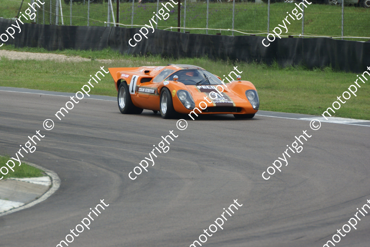 SP Dick Lola T70 31-1 DSC06036