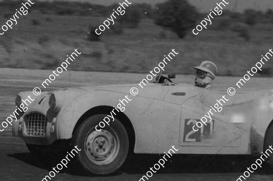SP Lionel Rowe TR2 St Albans