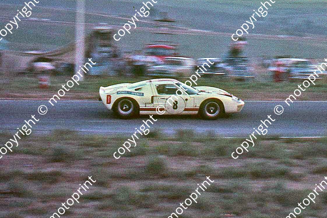 SP (thanks Stuart Falconer) a 132 1966 9hr GT40 Hobbs Spence cropped