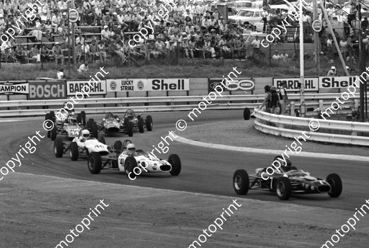SS 1973 FF Kyalami Thompson, Barnes, 46 Maine, 14 Toner, 40 Loxton ....