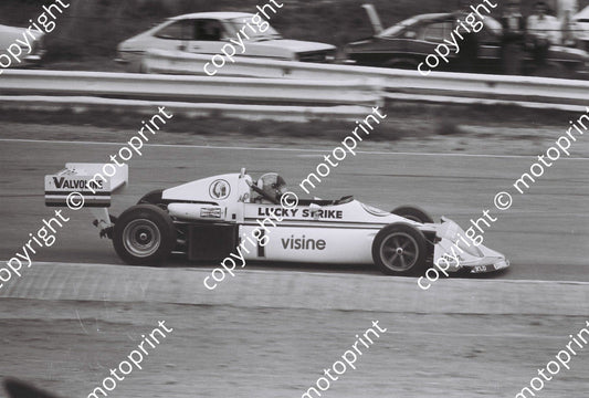 SS 1976 Kyalami Charlton FA March 76 182)