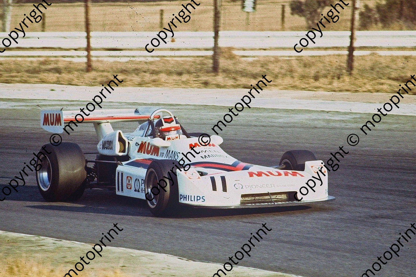 SS 1976 Kyalami Gibb Chevron B29  (93)