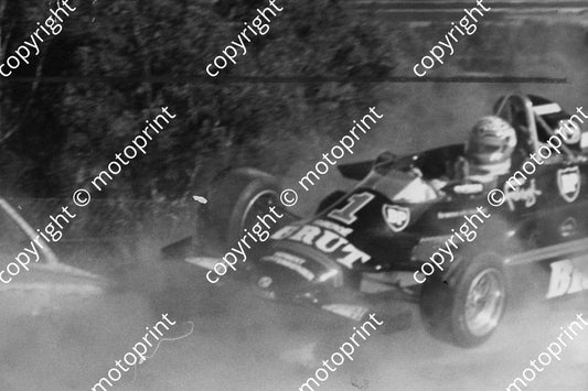 SS 1983 a Kyalami Duxbury March 832 crash