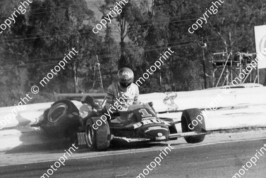 SS 1983 c Kyalami Duxbury March 832crash
