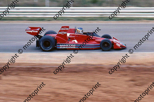 SS 7 Reutemann Brabham BT45 Clubhouse straight