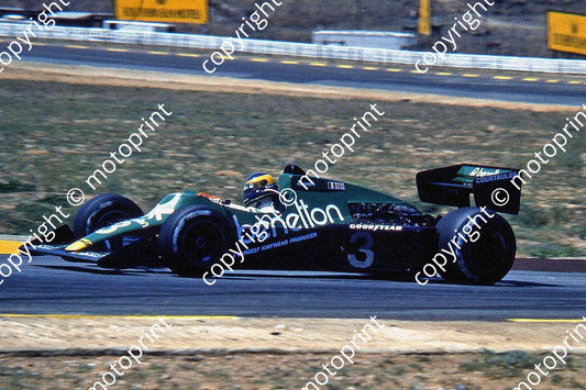 SS Alboreto Tyrrell 012