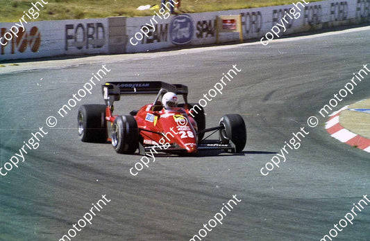 SS Arnoux Clubhouse not sharp (thanks to Colin Burgess)  (27)