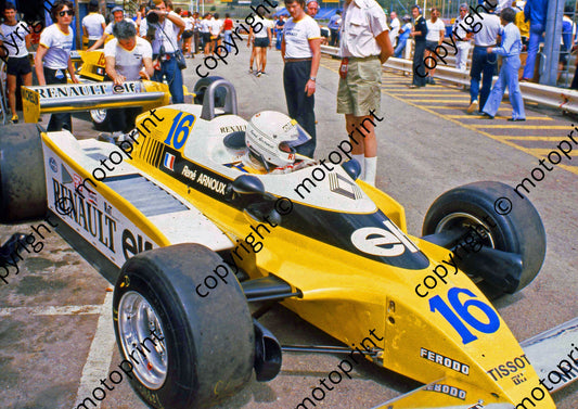 SS Arnoux Renault RE21 leaving pits scanned 20x30 cm A4 (3)