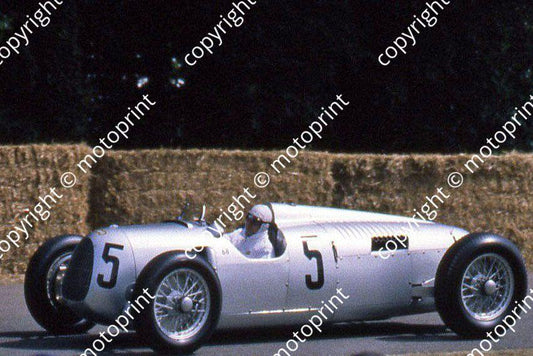 SS Auto Union Type C 1936 McNish 1 cropped