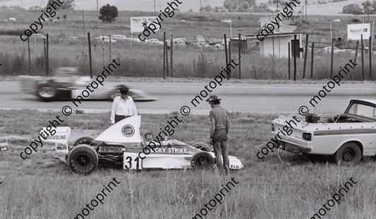 SS Charlton McLaren M23 practice