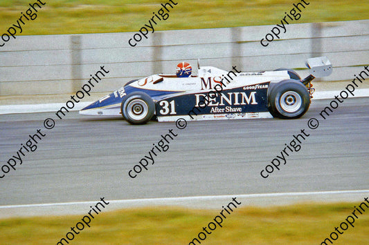 SS Cheever Osella FA1 race