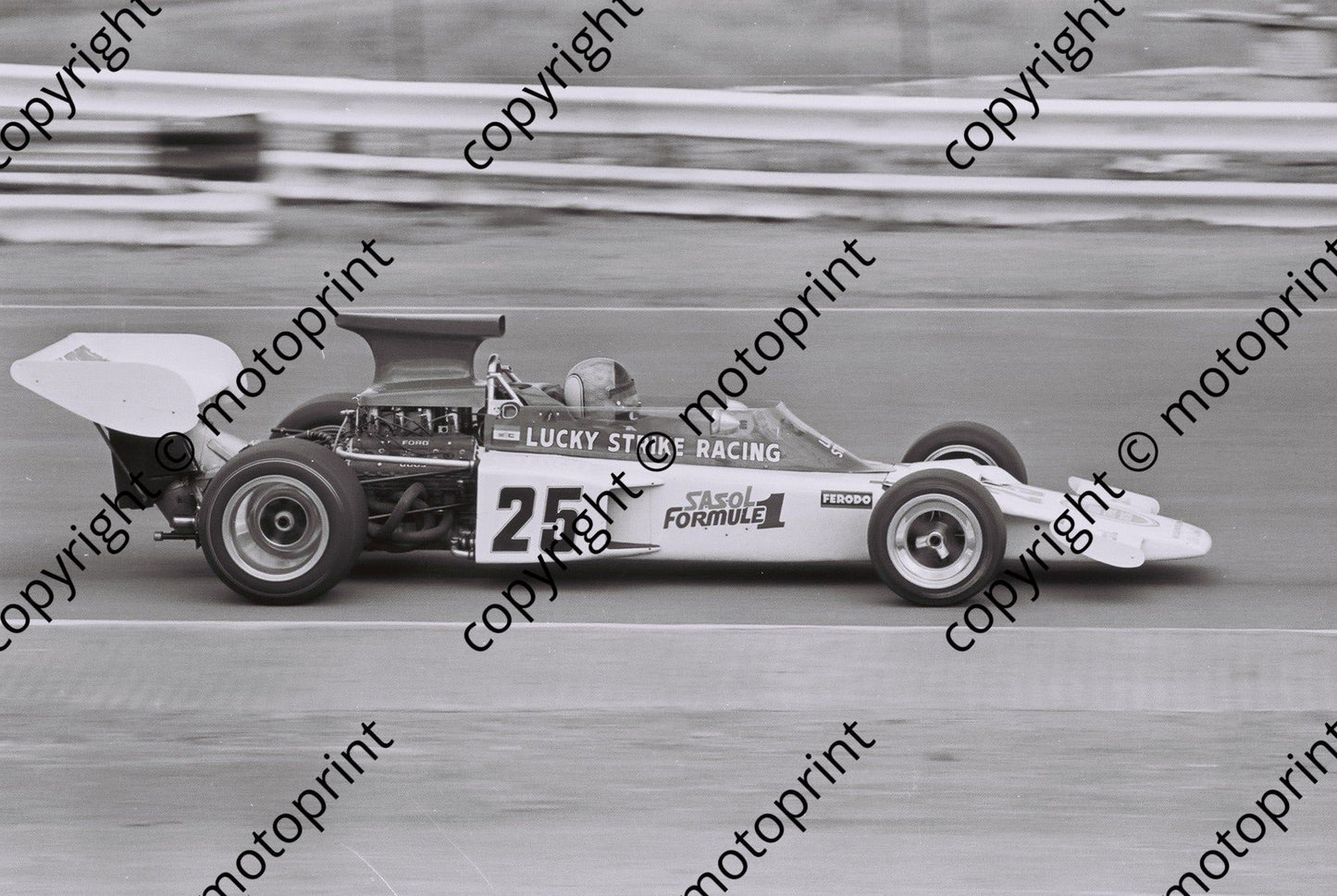 SS Dave Charlton Lotus 72 side