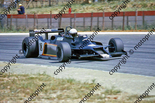 SS De Angelis Shadow DN9