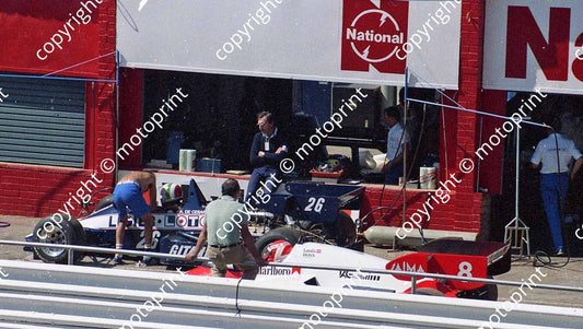 SS De Cesaris Ligier, Lauda McLaren (thanks to Colin Burgess)  (1)