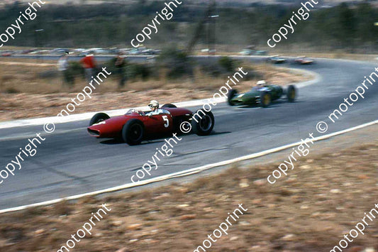 SS De Klerk leading Lederle at Leeukop cropped