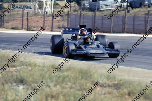 SS Emerson Fittipaldi sliding Lotus 72d Leeukop