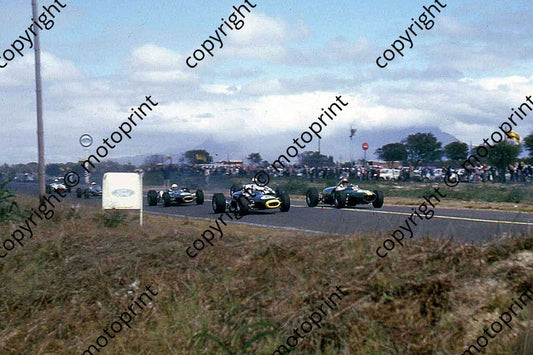 SS F1 start Tingle Pretorius Botha cropped