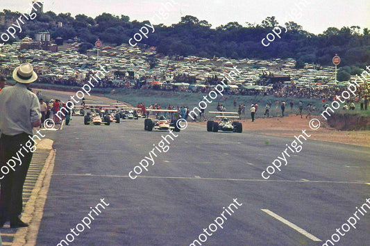 SS Grid right Brabham Rindt Hulme [Basil van Rooyen blue McLaren between Rindt and Hulme 4th row] (Thanks to Ken Stewart)  (30)