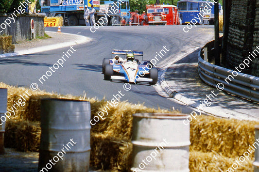 SS Henton Ralt RT2 Foch corner practice