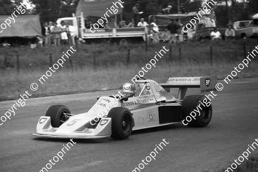 SS Hesketh (permission Malcolm Sampson Motorsport Photography) 1977 Hesketh 15 Jan Nieman Wheatcroft (35)