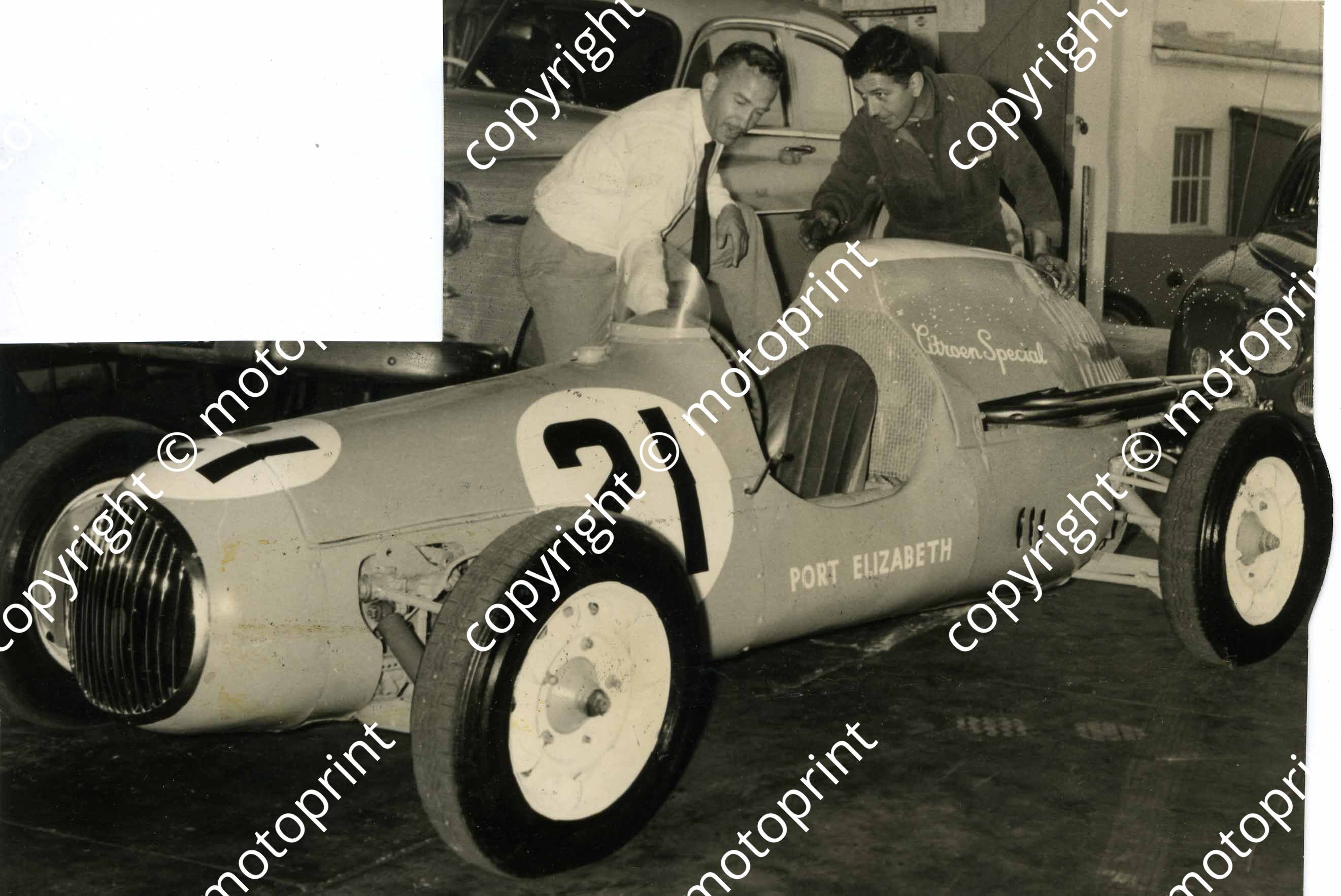 SS Ivan Doubell ex-Reed Citroen Spl – Motoprint