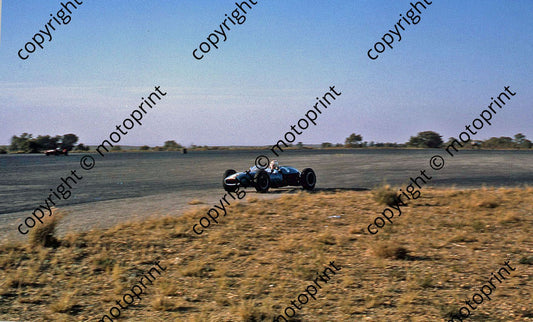 SS Jackie Pretorius  owned LDS Alfa Guscott check 26 Mar '66a