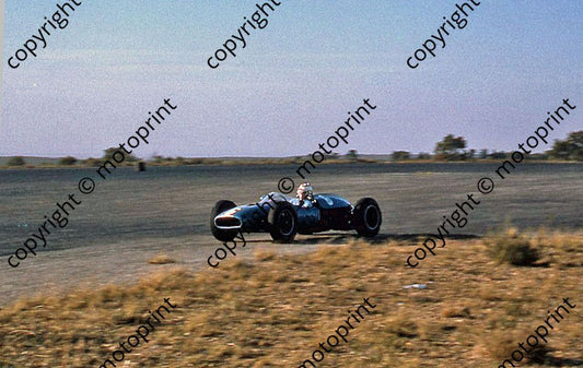 SS Jackie Pretorius owned LDS Alfa Guscott check cropped 26 Mar '66 a