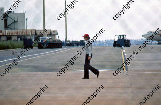 SS Lauda wandering off to pee