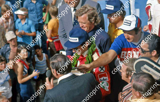SS Lauda winner_ Piet Koornhof talking on podium