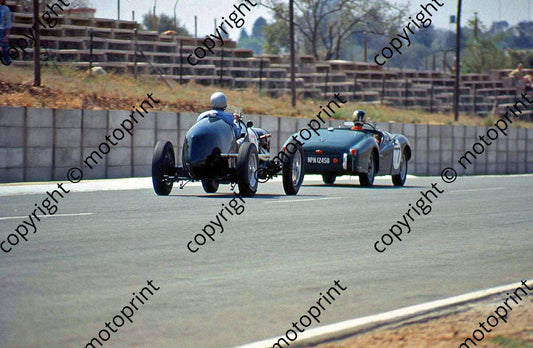 SS Les Miller MG Spider Phil Howie chasing TR2