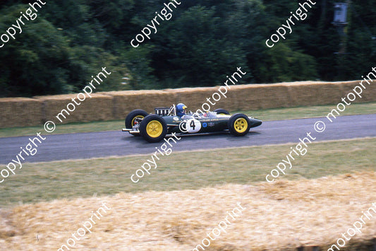 SS Lotus 33 note inauthentic front wheels 1