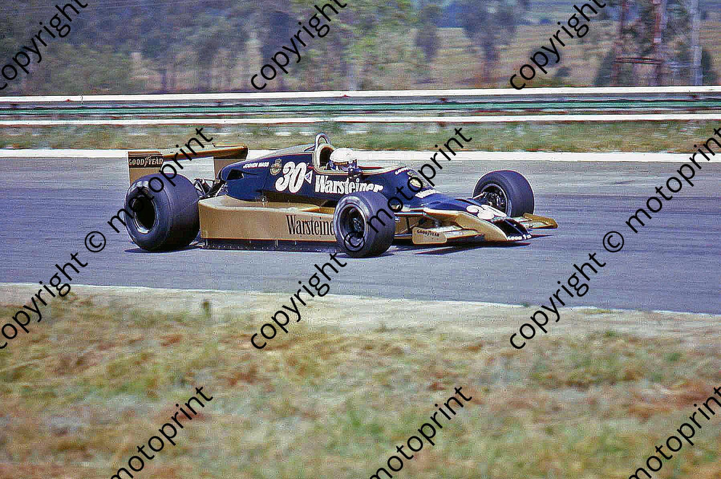 SS Mass Arrows A1 Leeukop