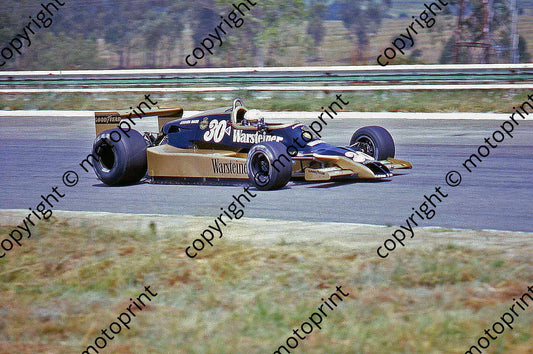 SS Mass Arrows A1 Leeukop