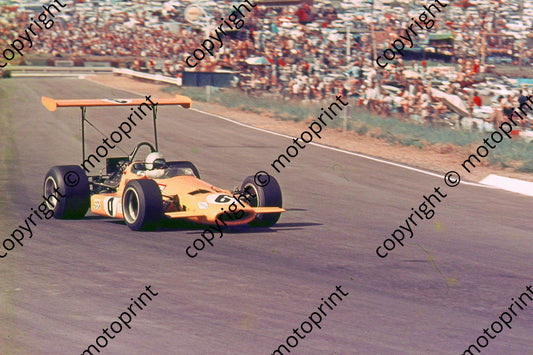SS McLaren side tank M7 Bruce McLaren in car cropped (Thanks to Ken Stewart) scanned A4(2)  032