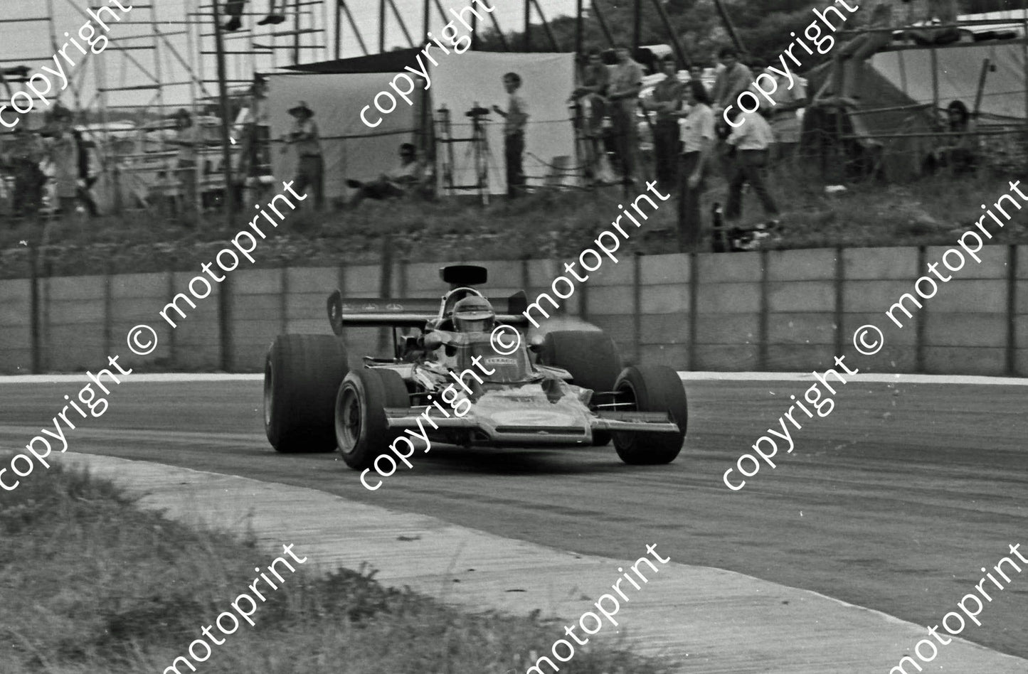 SS Peterson Lotus 72D note left rear tyre SA GP 1973 1