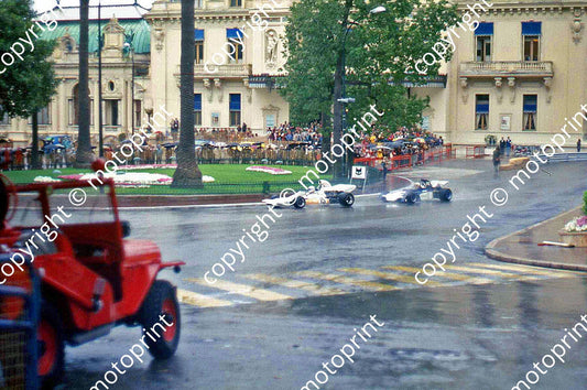 SS Redman and Hailwood in Casino Square