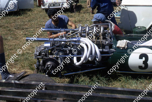 SS Repco eng in Botha Brabham
