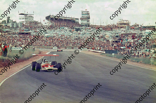 SS Rindt Lotus 49 Clubhouse straight (Thanks to Ken Stewart)  (32)