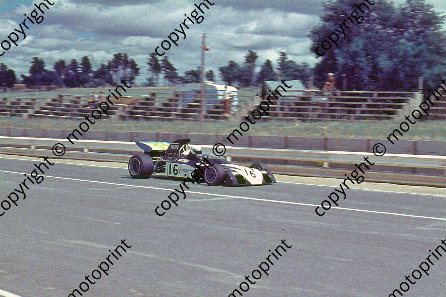 SS Schenken Surtees TS9b