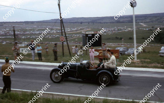 SS Stewart parade lap