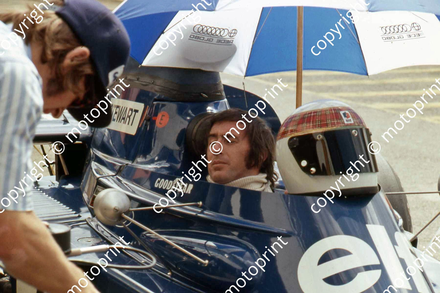 SS Stewart under umbrella Tyrrell 006