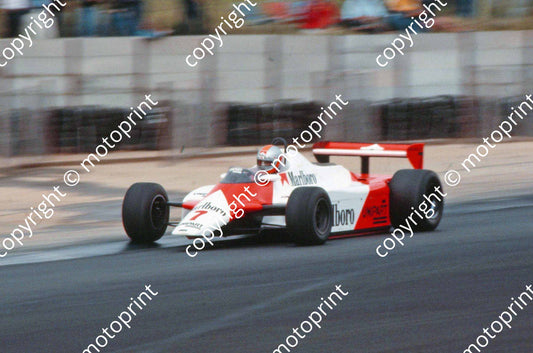 SS Watson McLaren MP4 not perfectly sharp (2) (Thanks to Colin Burgess)