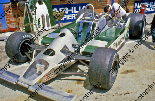SS Williams FW07 stripped