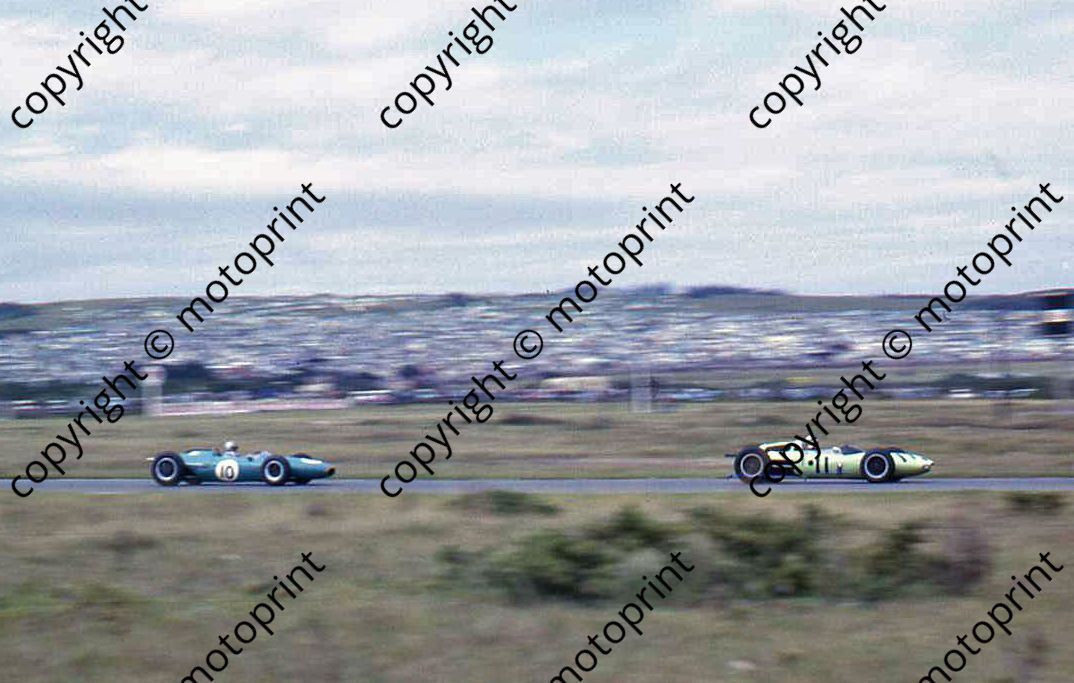 SS Innes Ireland UDT Lotus 24, Jack Brabham BT3 cropped